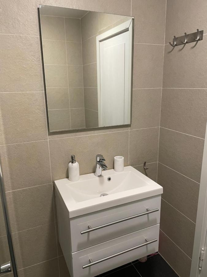 Central Studio Apartment Stavanger Exteriör bild